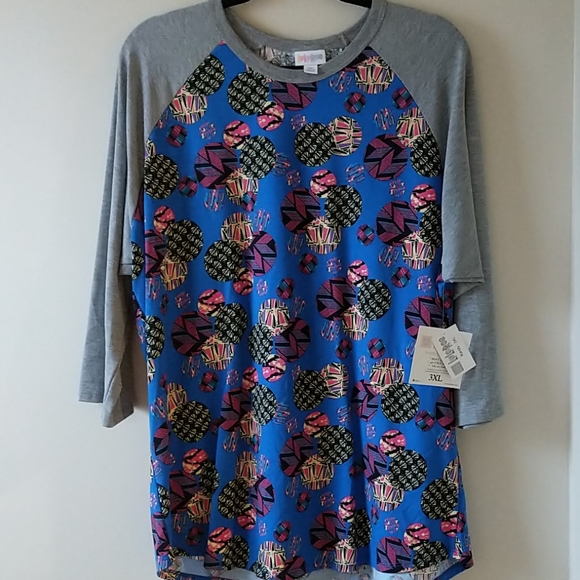 LuLaRoe Tops - 3XL (24-26) Randy LuLaRoe raglan sleeve